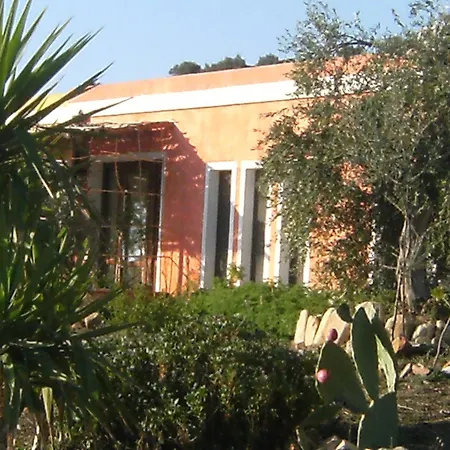 Casa Per Ferie Villaggiocarovana