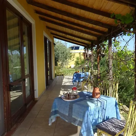Casa Per Ferie Villaggiocarovana Holiday home *