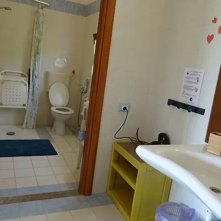 Casa Per Ferie Villaggiocarovana *