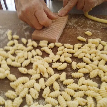 Casa Per Ferie Villaggiocarovana * カスティアーダス