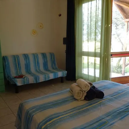 Casa Per Ferie Villaggiocarovana Ferienhaus