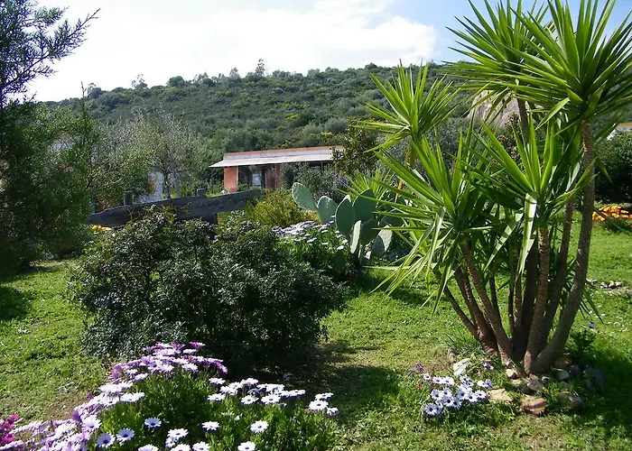 Casa Per Ferie Villaggiocarovana Casa de Férias Castiadas